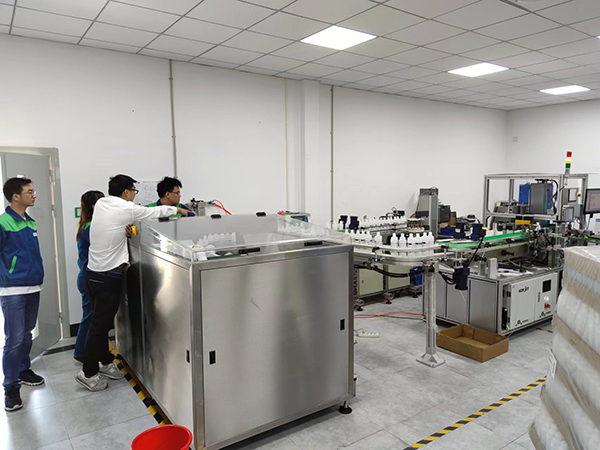 自動(dòng)化貼標(biāo)機(jī),立式貼標(biāo)機(jī),標(biāo)簽貼標(biāo)機(jī)